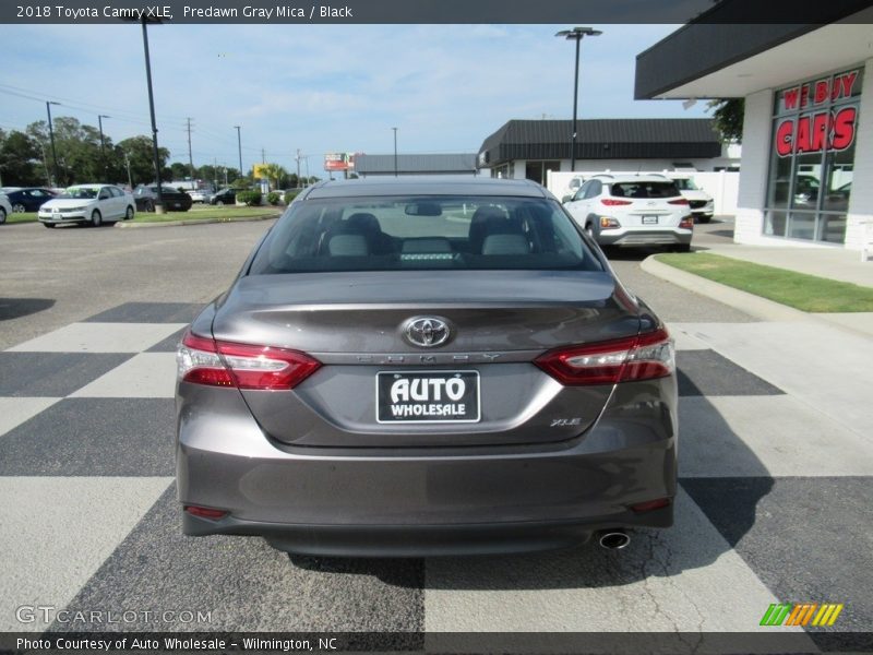 Predawn Gray Mica / Black 2018 Toyota Camry XLE