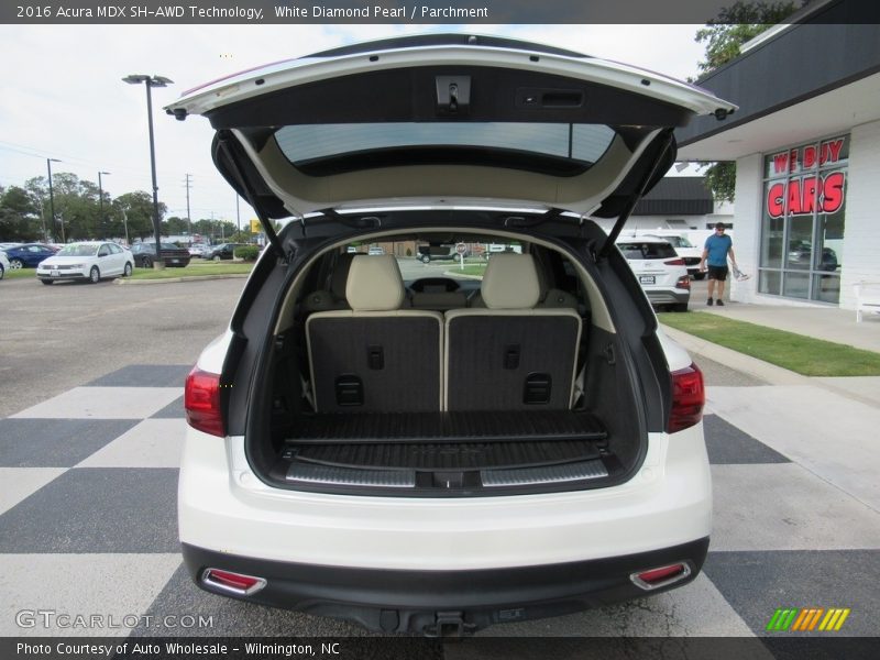 White Diamond Pearl / Parchment 2016 Acura MDX SH-AWD Technology