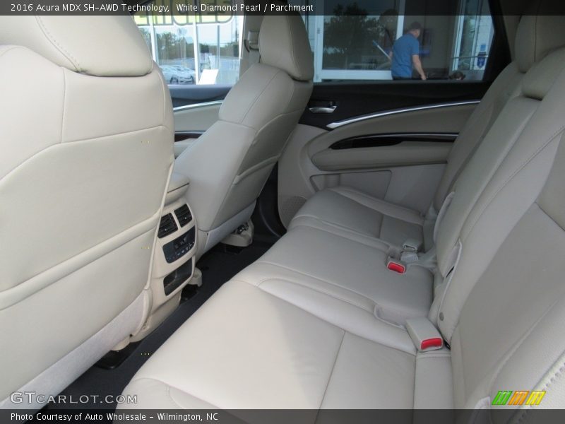 White Diamond Pearl / Parchment 2016 Acura MDX SH-AWD Technology