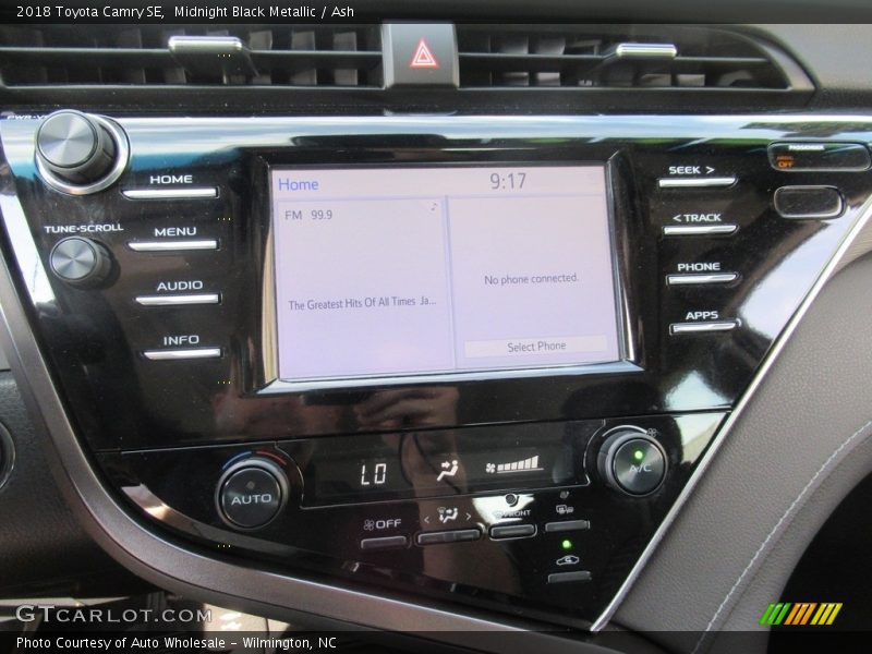 Midnight Black Metallic / Ash 2018 Toyota Camry SE