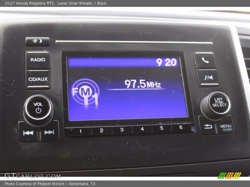 Lunar Silver Metallic / Black 2017 Honda Ridgeline RTS