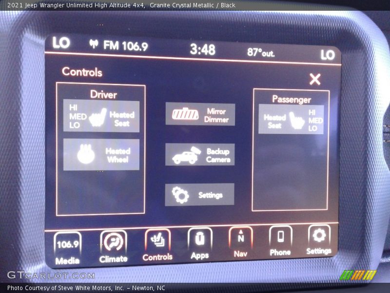 Controls of 2021 Wrangler Unlimited High Altitude 4x4