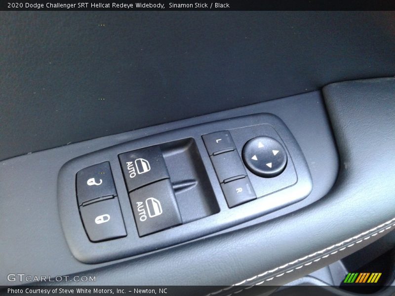 Controls of 2020 Challenger SRT Hellcat Redeye Widebody