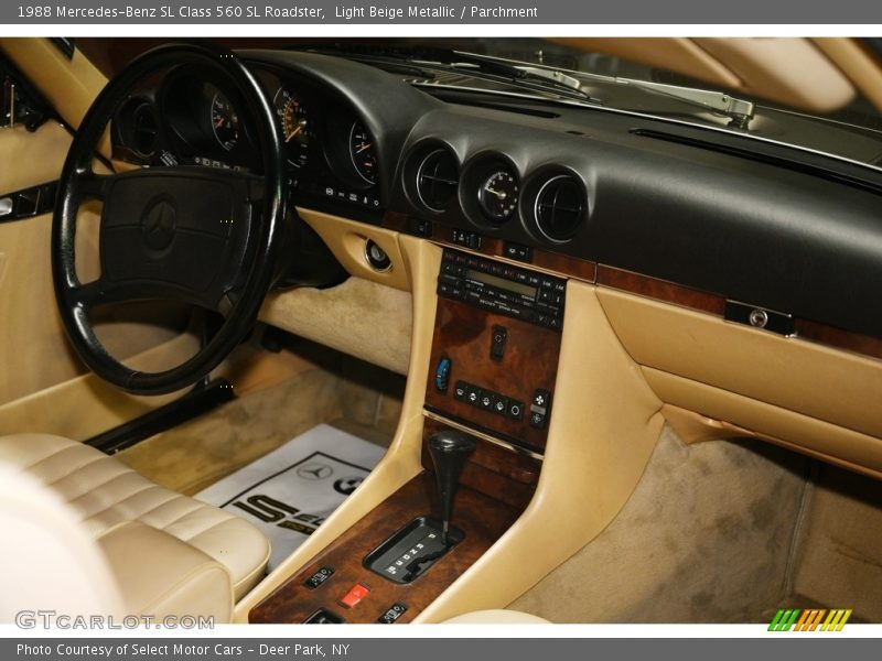 Light Beige Metallic / Parchment 1988 Mercedes-Benz SL Class 560 SL Roadster