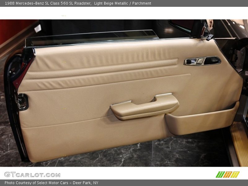 Light Beige Metallic / Parchment 1988 Mercedes-Benz SL Class 560 SL Roadster