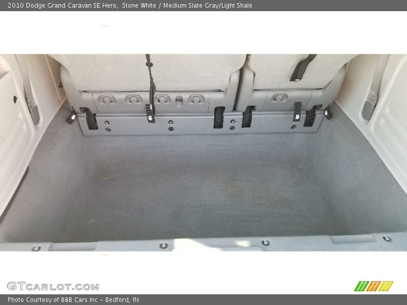 Stone White / Medium Slate Gray/Light Shale 2010 Dodge Grand Caravan SE Hero