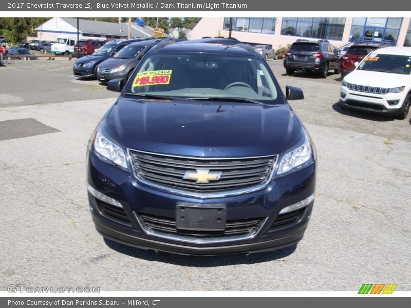 Blue Velvet Metallic / Dark Titanium/Light Titanium 2017 Chevrolet Traverse LS