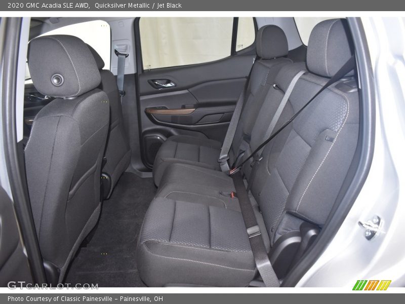 Quicksilver Metallic / Jet Black 2020 GMC Acadia SLE AWD
