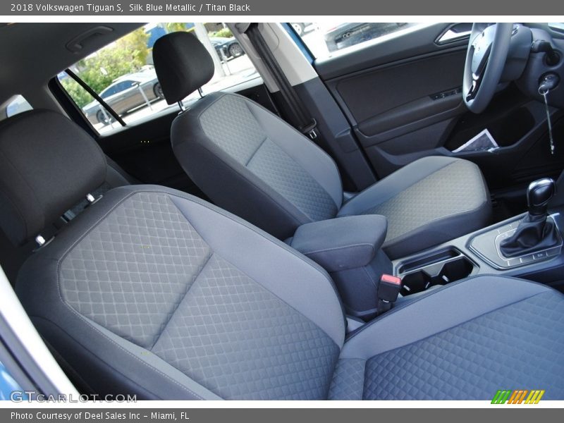 Front Seat of 2018 Tiguan S