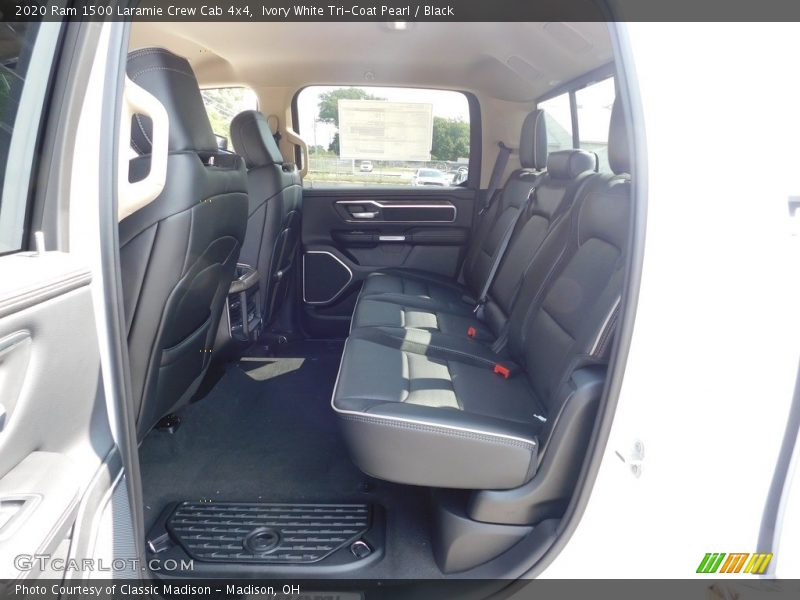 Ivory White Tri-Coat Pearl / Black 2020 Ram 1500 Laramie Crew Cab 4x4