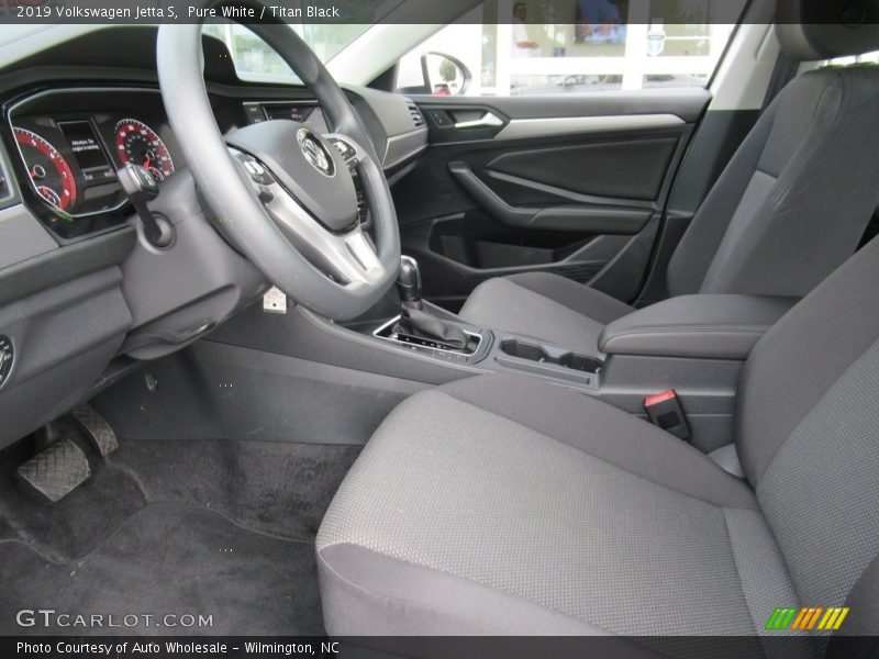 Pure White / Titan Black 2019 Volkswagen Jetta S