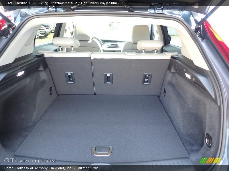 Shadow Metallic / Light Platinum/Jet Black 2020 Cadillac XT4 Luxury