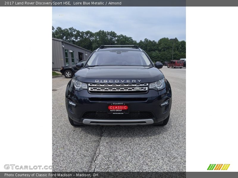 Loire Blue Metallic / Almond 2017 Land Rover Discovery Sport HSE