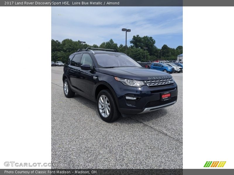 Loire Blue Metallic / Almond 2017 Land Rover Discovery Sport HSE