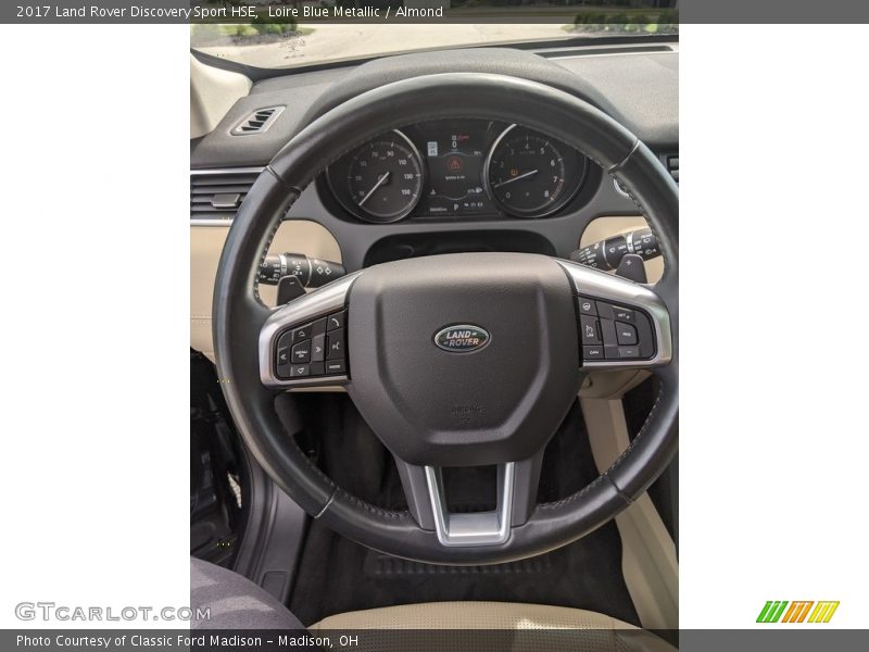 Loire Blue Metallic / Almond 2017 Land Rover Discovery Sport HSE