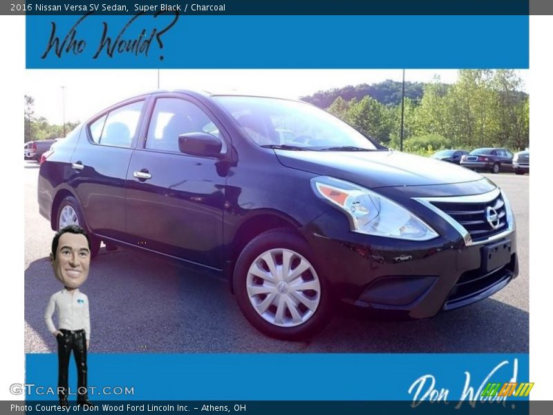 Super Black / Charcoal 2016 Nissan Versa SV Sedan