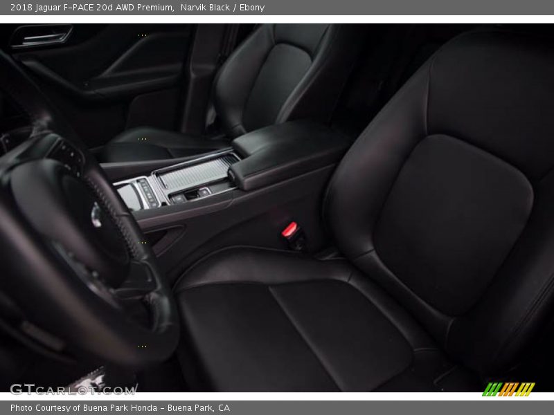 Narvik Black / Ebony 2018 Jaguar F-PACE 20d AWD Premium
