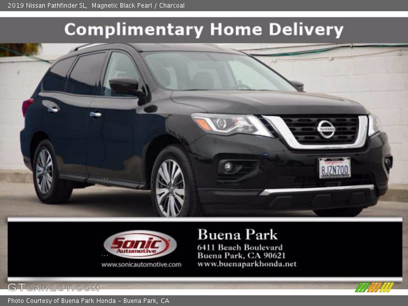 Magnetic Black Pearl / Charcoal 2019 Nissan Pathfinder SL