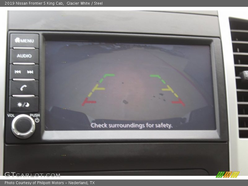 Glacier White / Steel 2019 Nissan Frontier S King Cab
