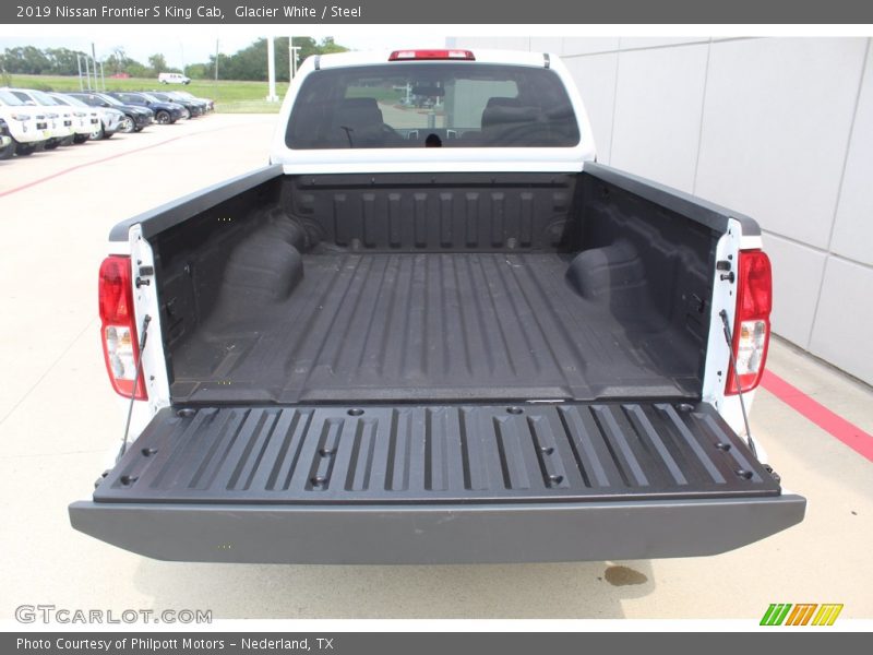 Glacier White / Steel 2019 Nissan Frontier S King Cab
