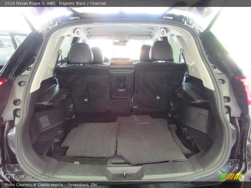 Magnetic Black / Charcoal 2019 Nissan Rogue SL AWD