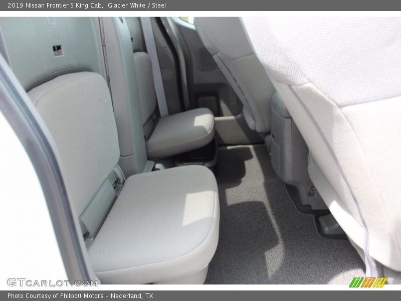 Glacier White / Steel 2019 Nissan Frontier S King Cab