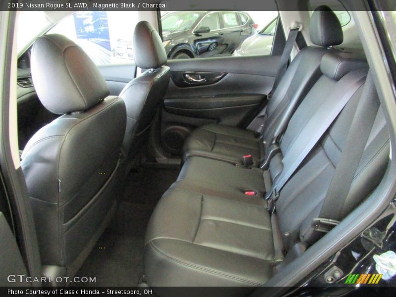 Magnetic Black / Charcoal 2019 Nissan Rogue SL AWD