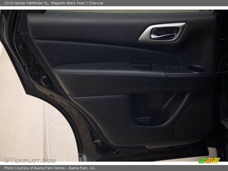 Magnetic Black Pearl / Charcoal 2019 Nissan Pathfinder SL