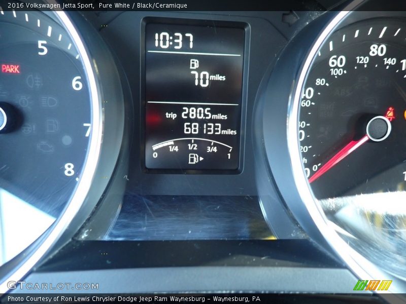 Pure White / Black/Ceramique 2016 Volkswagen Jetta Sport