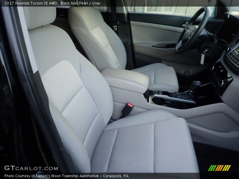 Black Noir Pearl / Gray 2017 Hyundai Tucson SE AWD