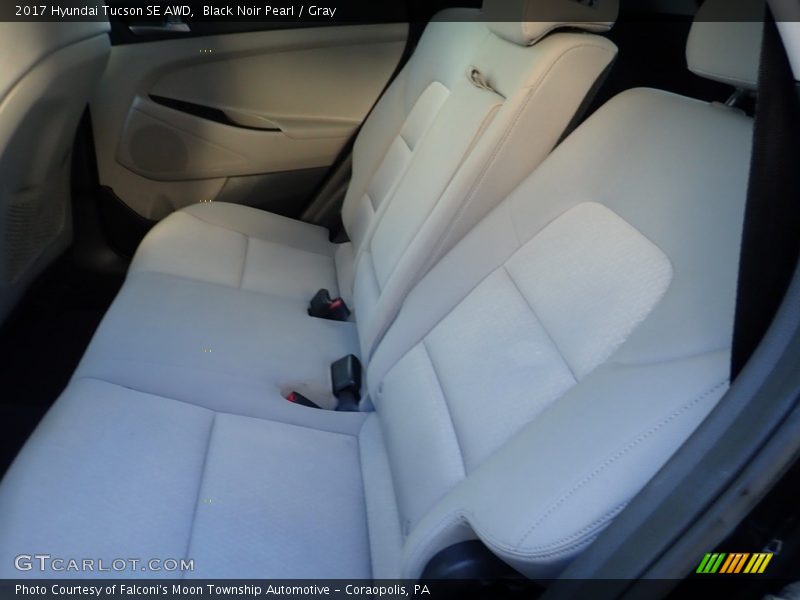 Black Noir Pearl / Gray 2017 Hyundai Tucson SE AWD