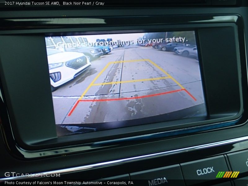 Black Noir Pearl / Gray 2017 Hyundai Tucson SE AWD