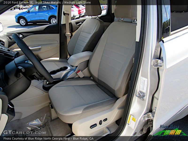 Ingot Silver Metallic / Medium Light Stone 2016 Ford Escape SE