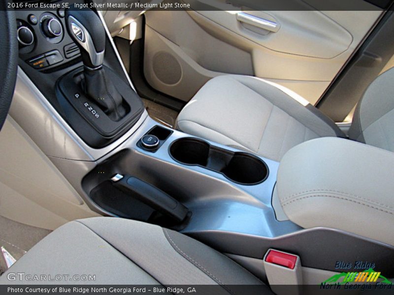 Ingot Silver Metallic / Medium Light Stone 2016 Ford Escape SE