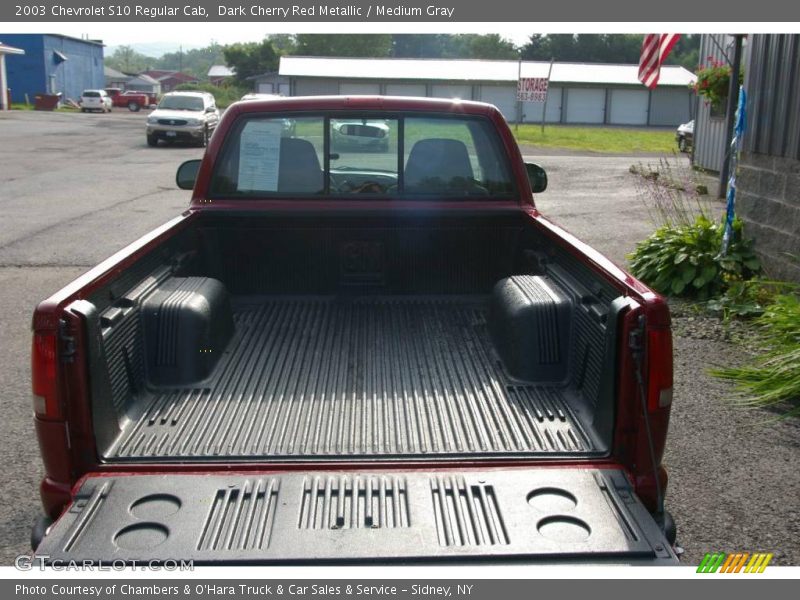 Dark Cherry Red Metallic / Medium Gray 2003 Chevrolet S10 Regular Cab