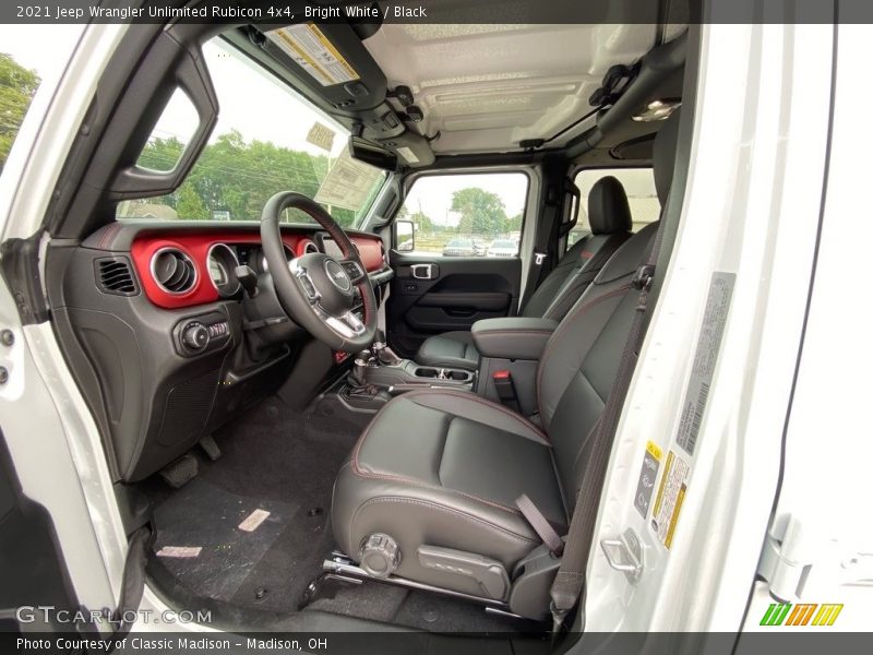 Bright White / Black 2021 Jeep Wrangler Unlimited Rubicon 4x4