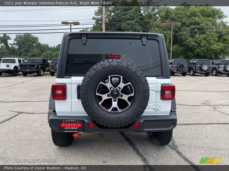 Bright White / Black 2021 Jeep Wrangler Unlimited Rubicon 4x4