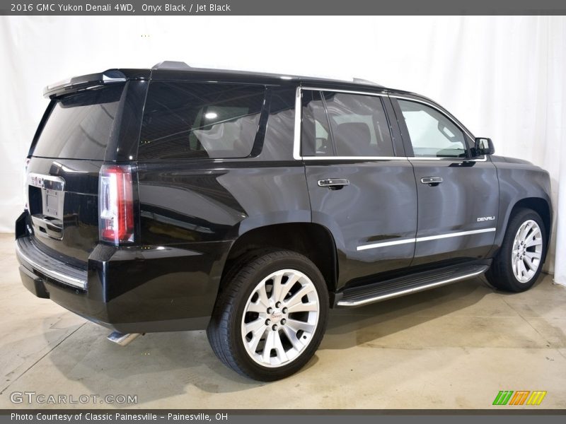 Onyx Black / Jet Black 2016 GMC Yukon Denali 4WD