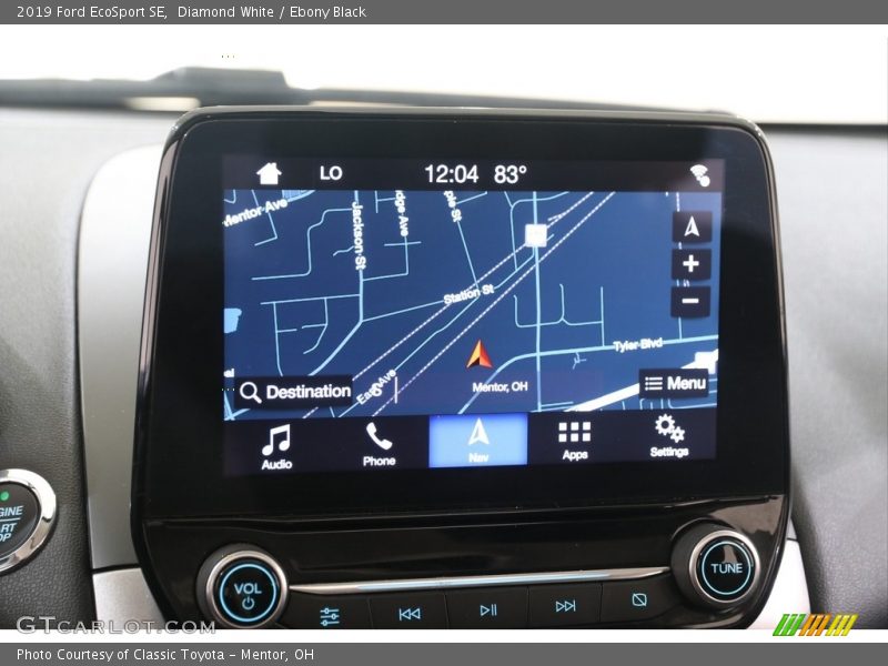 Diamond White / Ebony Black 2019 Ford EcoSport SE