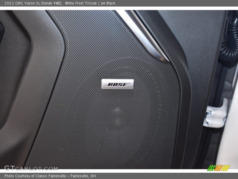 White Frost Tricoat / Jet Black 2021 GMC Yukon XL Denali 4WD