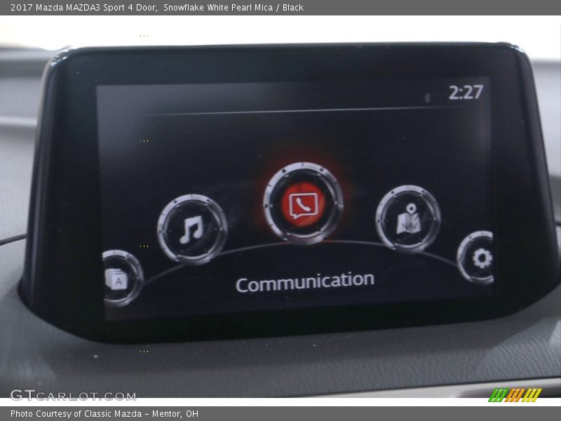 Snowflake White Pearl Mica / Black 2017 Mazda MAZDA3 Sport 4 Door