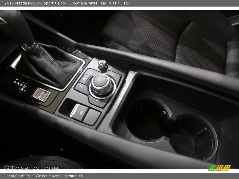 Snowflake White Pearl Mica / Black 2017 Mazda MAZDA3 Sport 4 Door