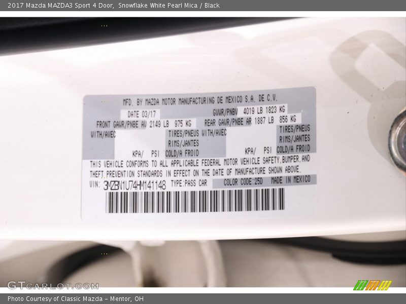 Snowflake White Pearl Mica / Black 2017 Mazda MAZDA3 Sport 4 Door