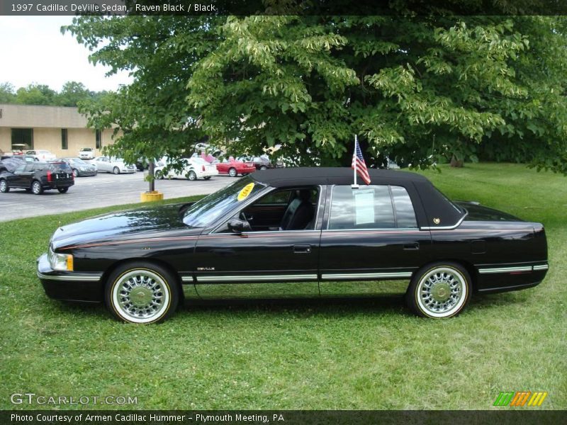 Raven Black / Black 1997 Cadillac DeVille Sedan