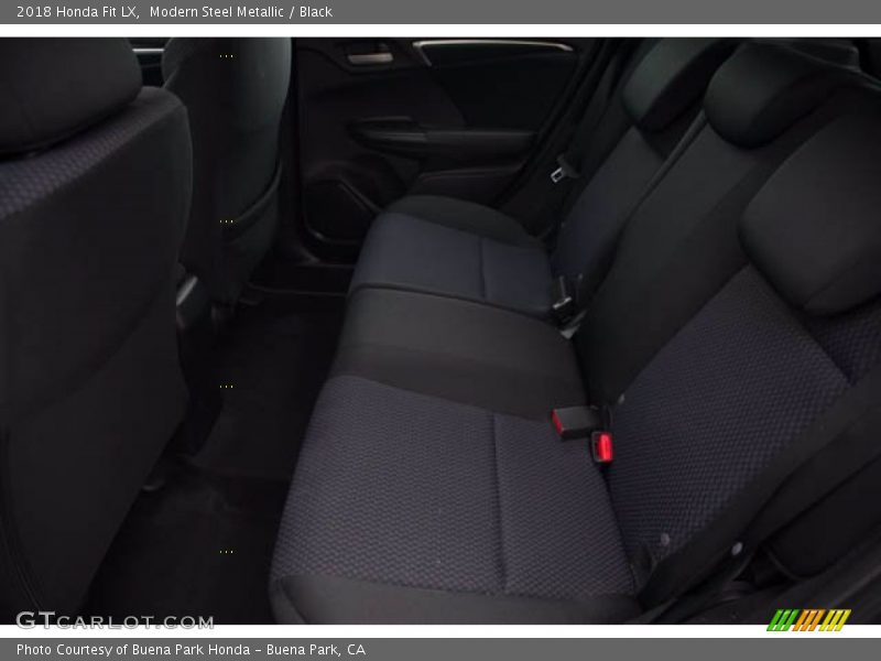 Modern Steel Metallic / Black 2018 Honda Fit LX