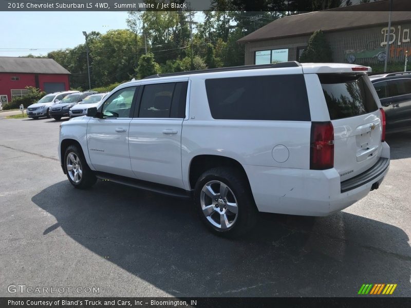 Summit White / Jet Black 2016 Chevrolet Suburban LS 4WD