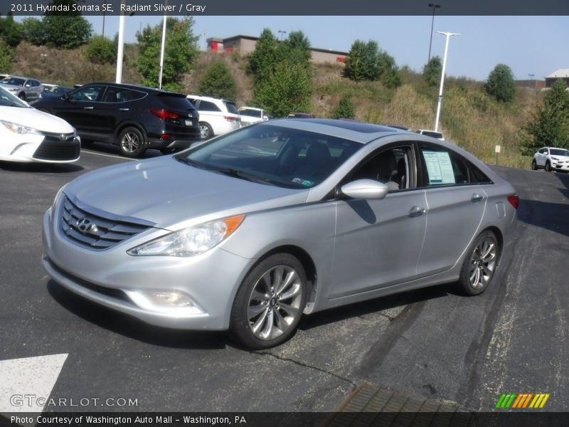 Radiant Silver / Gray 2011 Hyundai Sonata SE