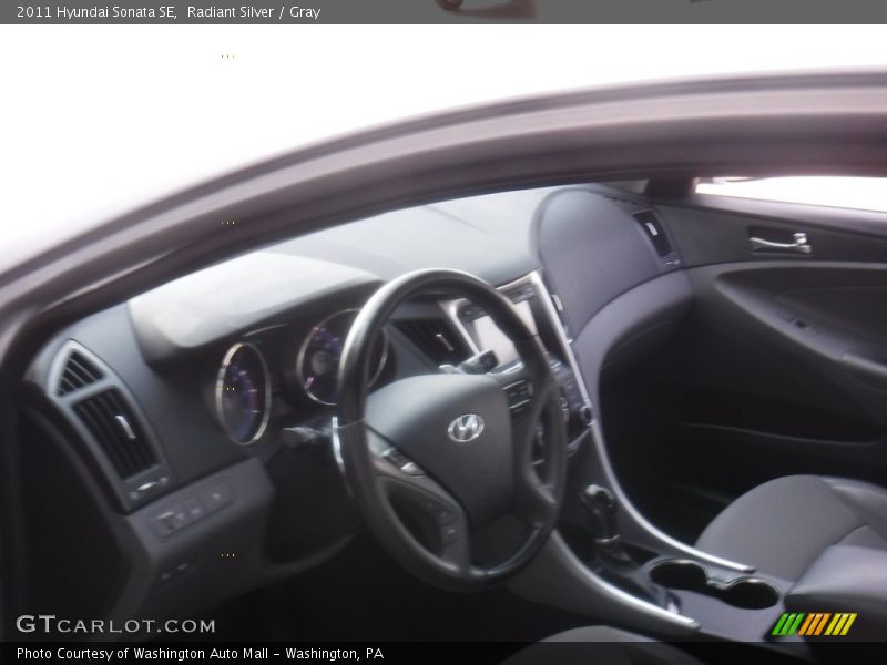 Radiant Silver / Gray 2011 Hyundai Sonata SE