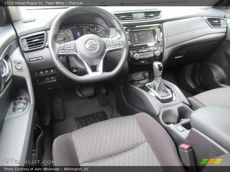 Pearl White / Charcoal 2019 Nissan Rogue SV