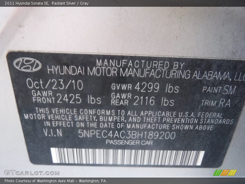 Radiant Silver / Gray 2011 Hyundai Sonata SE